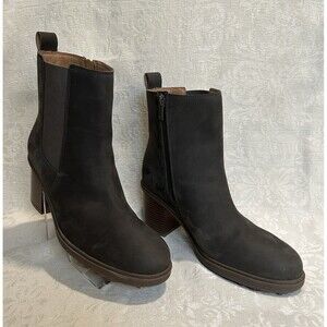 Vionic Truckee Waterproof Ankle Boots Dark Khaki Green Nubuck Lug Sole Size 9.5W